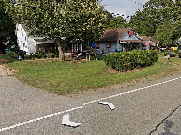 4th image of 2394 W Main St