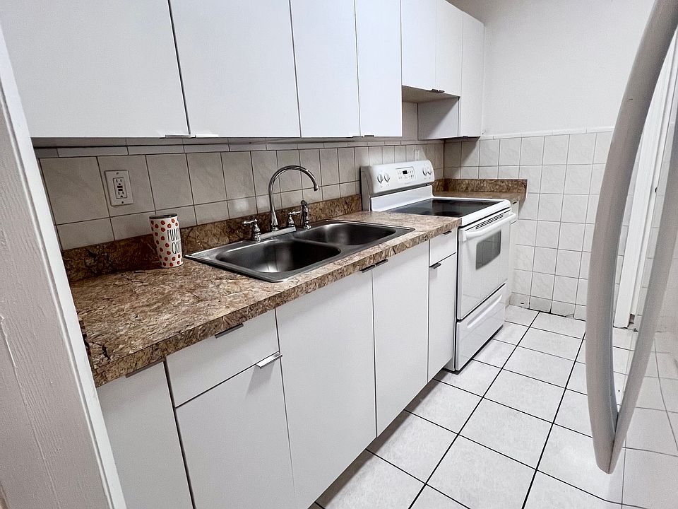 1st image of 6600 SW 44th St