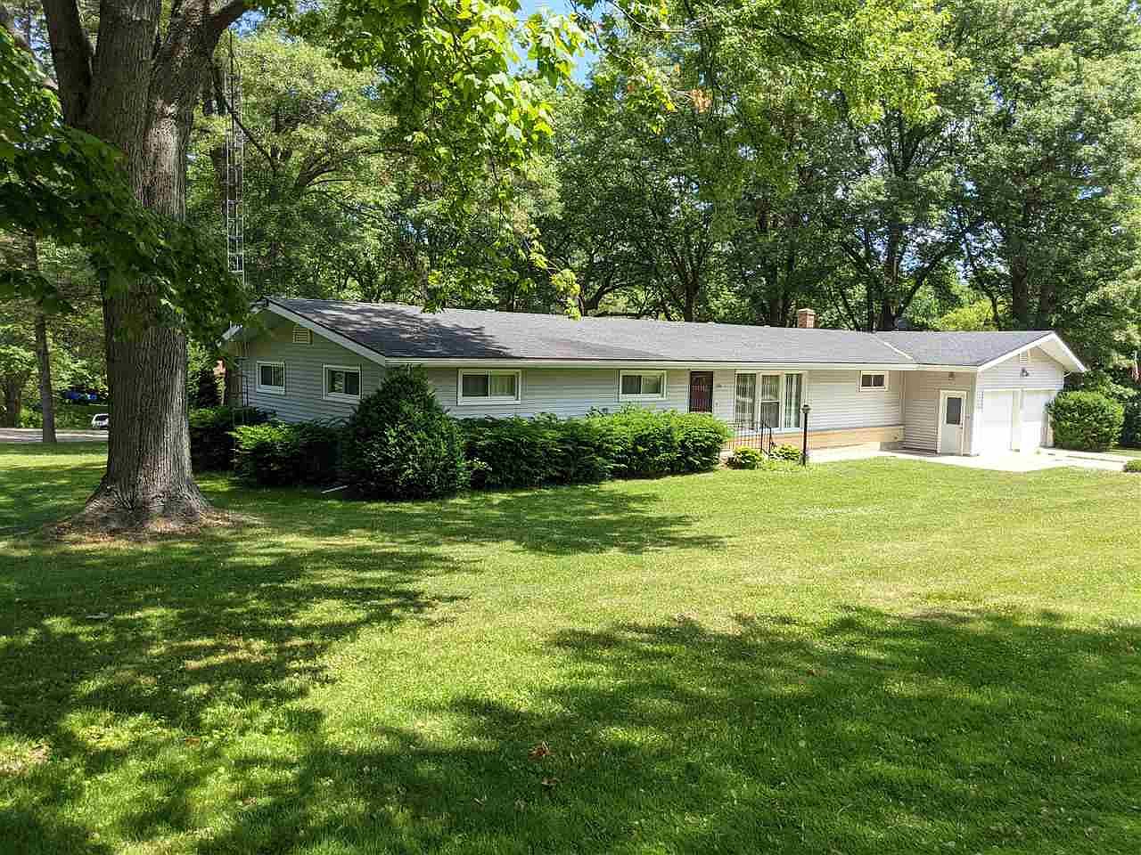 330 Oak Ridge Dr, Cedarville, IL 61013 Zillow