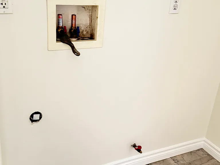 620 N Rural Dr — Photo 17