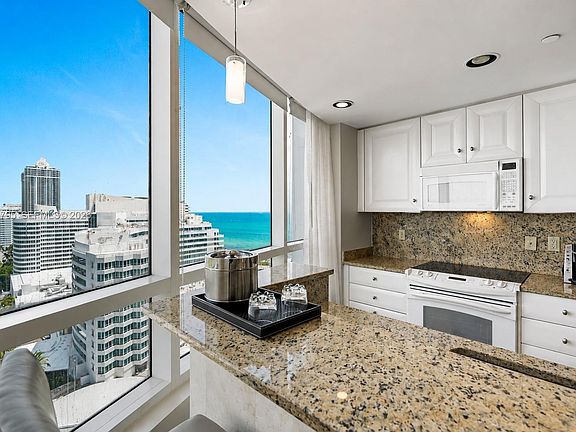 4th image of 4401 Collins Ave #1915/1917