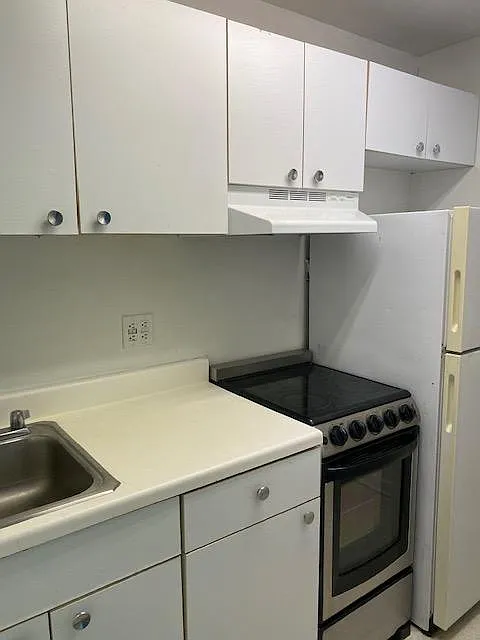Building Photo - 1011 Arlington Blvd #224
