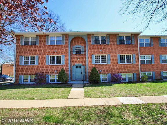 2nd image of 217 Crocker Dr Unit A