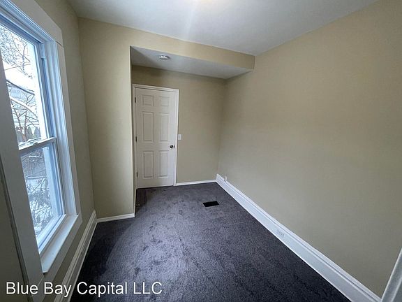 5th image of 1133 Lincoln Ave NW #1