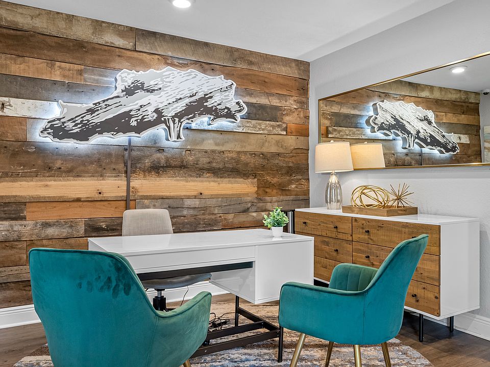 Leasing Office