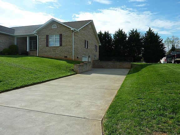 2nd Driveway