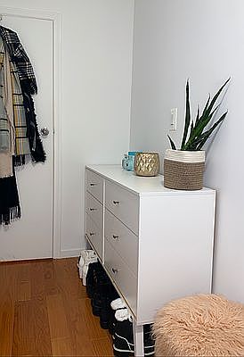 5th image of 312 E 9th St APT 15