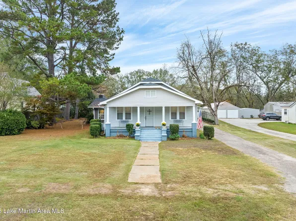 195 Slaughter Ave, Camp Hill, AL 36850