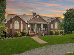 3096 Wolf Springs Rd, Harrison, AR 72601
