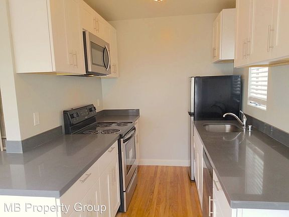 2nd image of 433 34th Ave APT 4