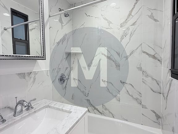 5th image of 314 E 62nd St APT 3A