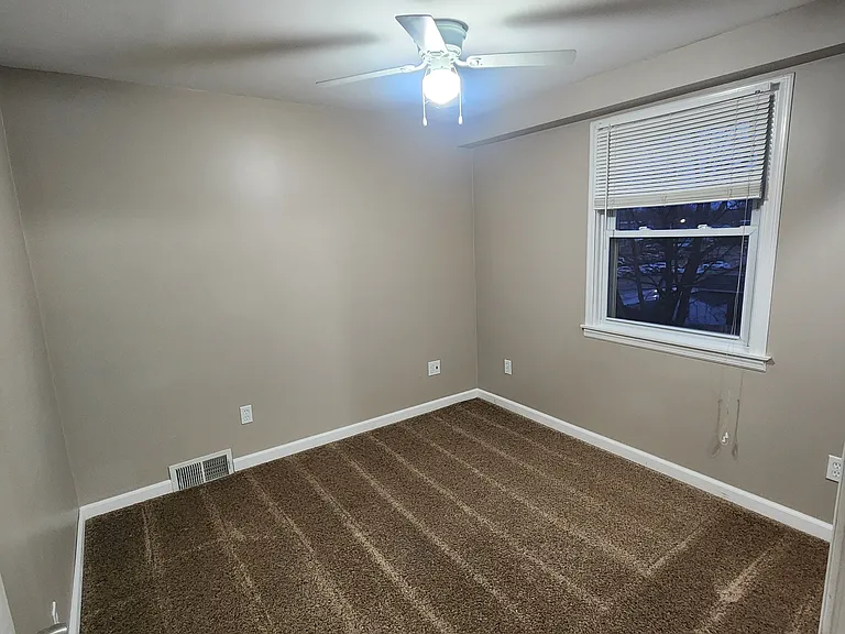 119 Hampden Rd — Photo 12