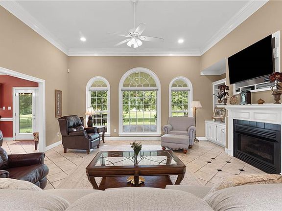 4th image of 9750 Bellingrath Rd