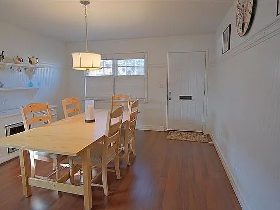 3rd image of 2032 W Washington St
