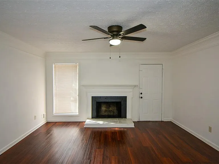 2340 Beaver Ruin Rd #26 — Photo 8