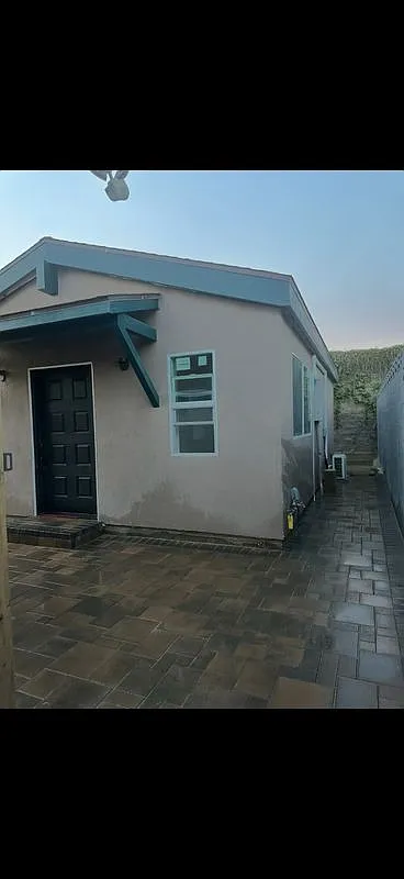 1 bed, 1.0 bath, 500 sqft, $2,100 — Photo 1