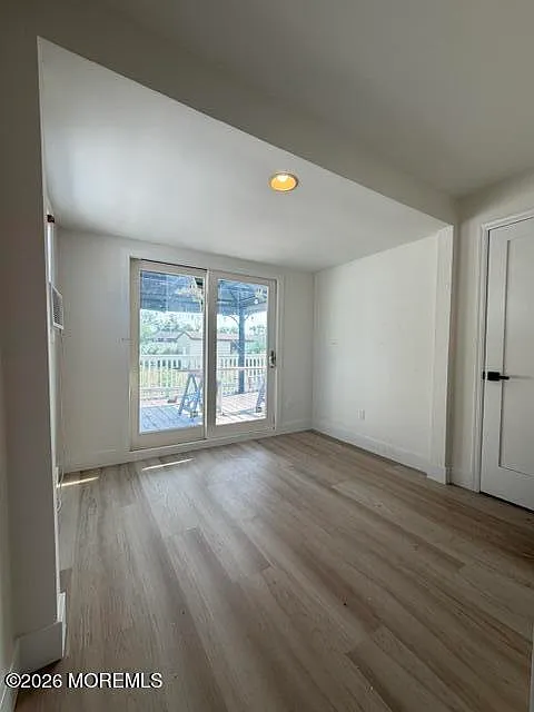 4 bed, 2.5 bath, 1452 sqft, $3,200 — Photo 4