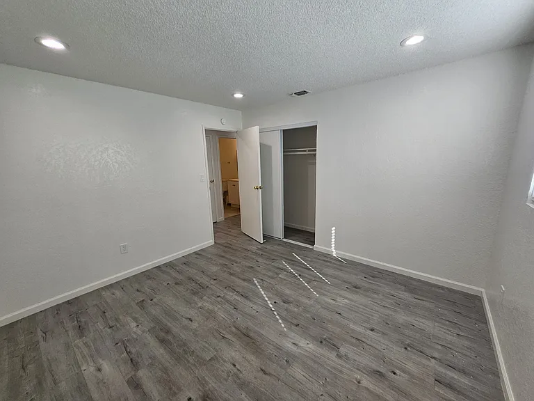 924 San Miguel Pl — Photo 21