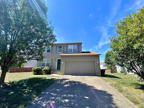 2nd image of 489 McPherson Dr