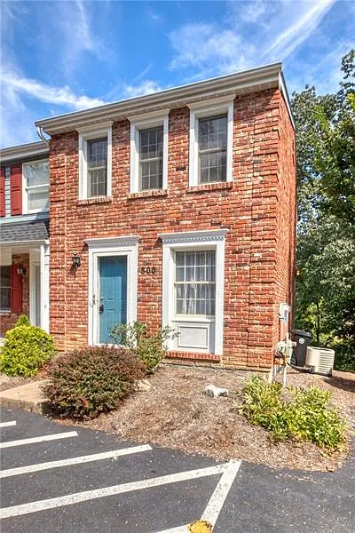 800 Timberidge Dr photo 1