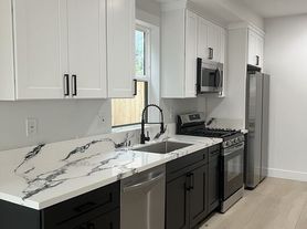 212 E 29th St, Los Angeles, CA