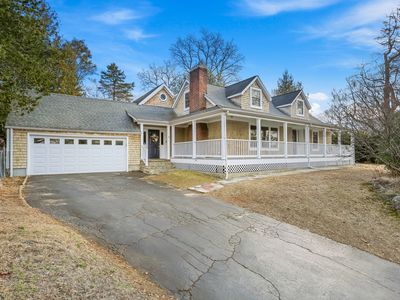 10 Burroughs Rd, Fairfield, CT, 06824
