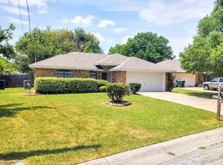 805 Brock Cir, Denton, TX 76209