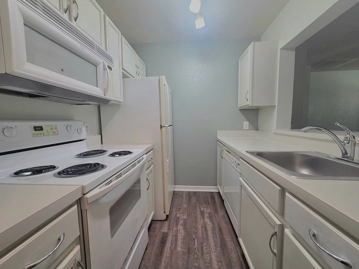 Open House Oct. 10th 12pm- 1:30pm Modern 2BR/2BA Apartments at Woodland Heights | Washer & Dryer ... — Photo 3