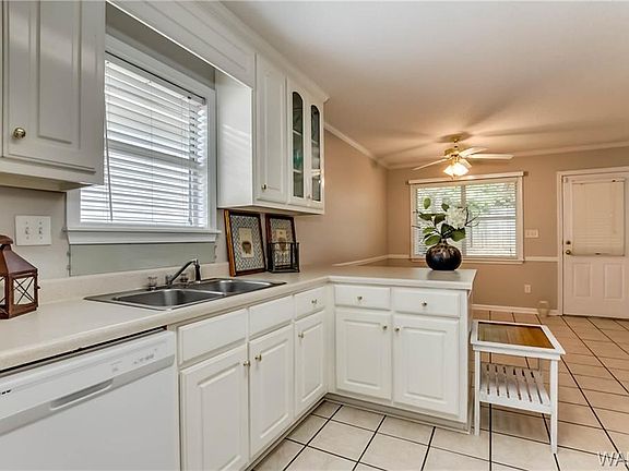 3rd image of 6512 Ash Hill Dr