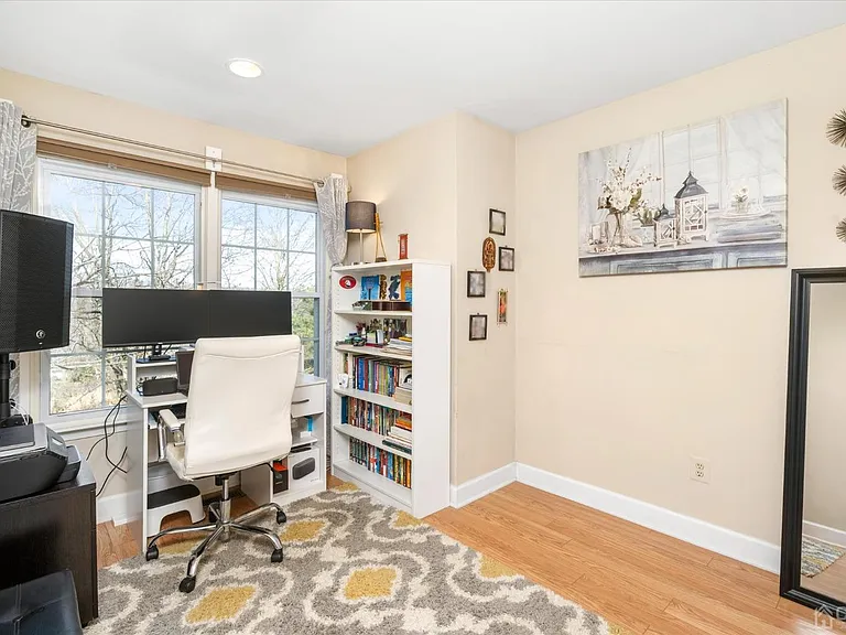 31D Chicopee Dr — Photo 25