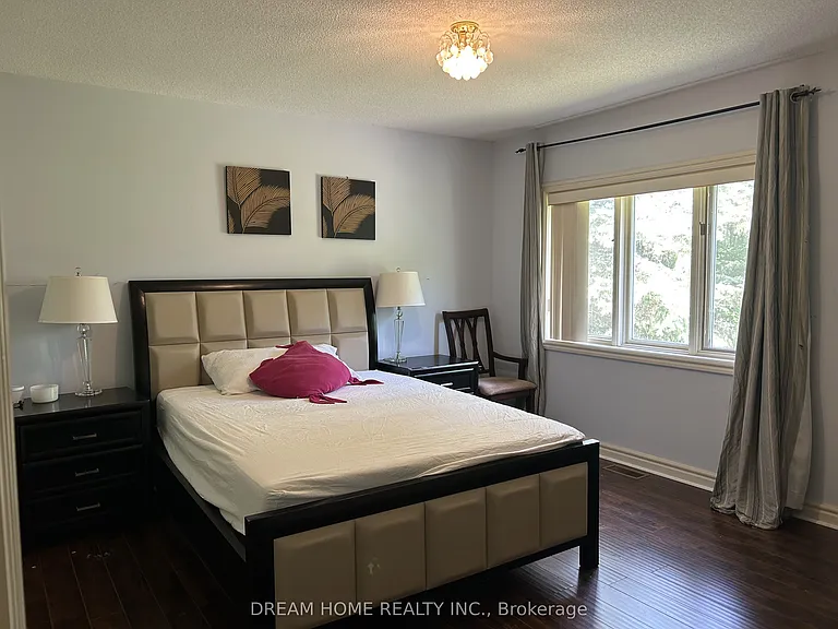 51 Dunn Dr — Photo 3