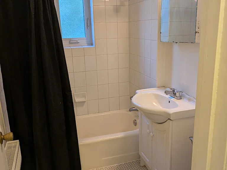 10 Rockwood Pl — Photo 8