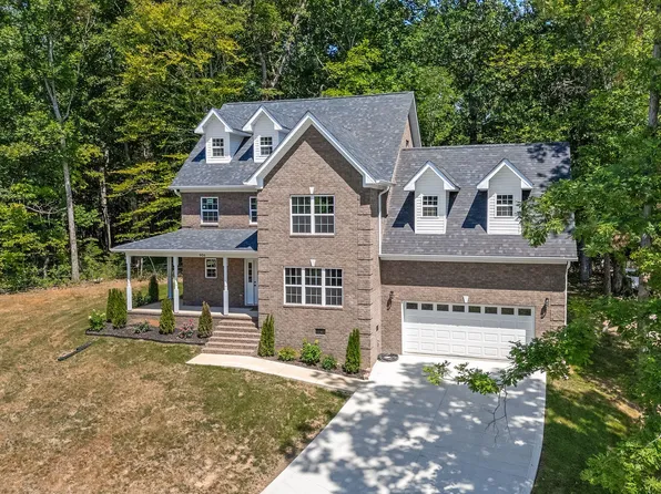 906 Franklin Ct, Cookeville, TN 38506
