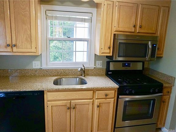 4th image of 24 Hubbard Run Dr Unit 24