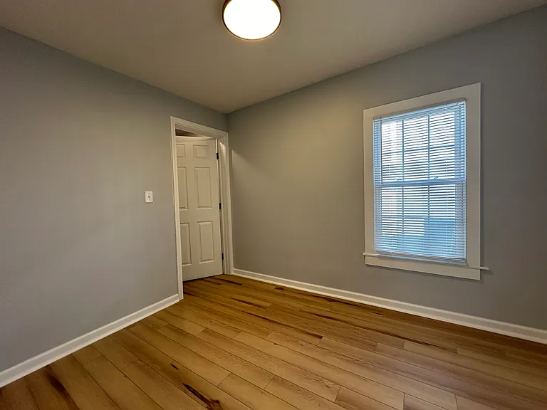 408 E Laurel St #2 — Photo 13