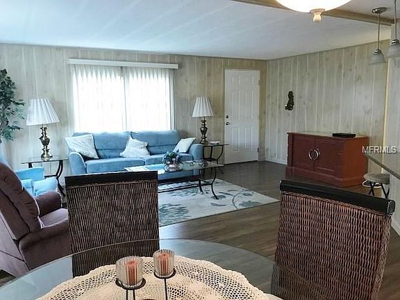 4th image of 1012 Elizabeth Ln