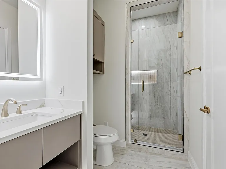 3135 Walnut Hill Ln — Photo 26