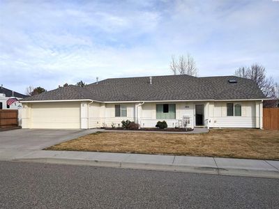 1802 Maplewood Ave, West Richland, WA, 99353