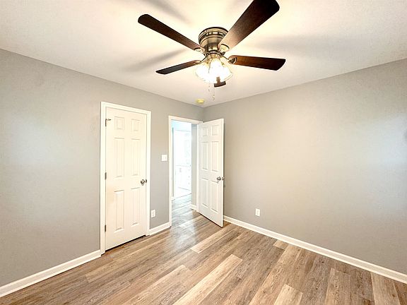 3rd image of 167 Skyline Dr