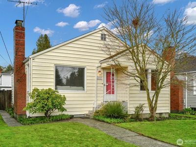 8317 30th Avenue NW, Seattle, WA, 98117