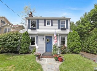 3-22 Kenneth Ave, Fair Lawn, NJ 07410