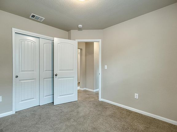 5th image of 1937 Alvarado Dr