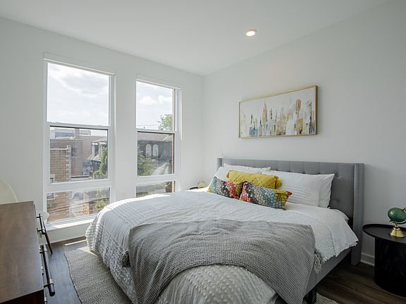 2nd image of 100 Hamilton St #602