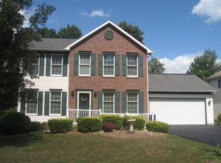 2206 Autumn Wood Dr, Huntingdon, PA 16652