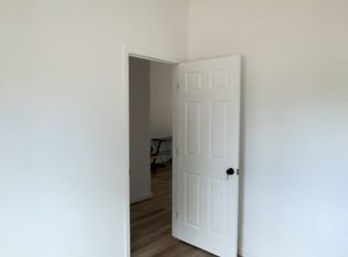 1041 Landsford St, Lancaster, CA 93535