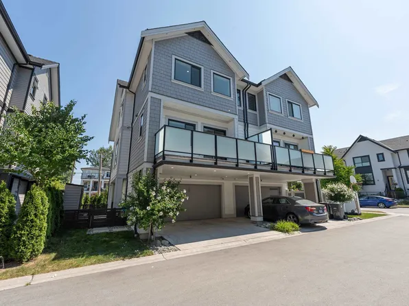 108 Jardine St, New Westminster, BC V3M 0M4