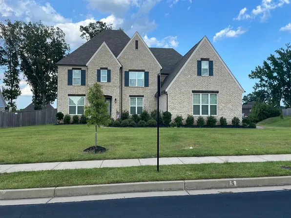 5886 Linden Oak Dr E, Arlington, TN 38002