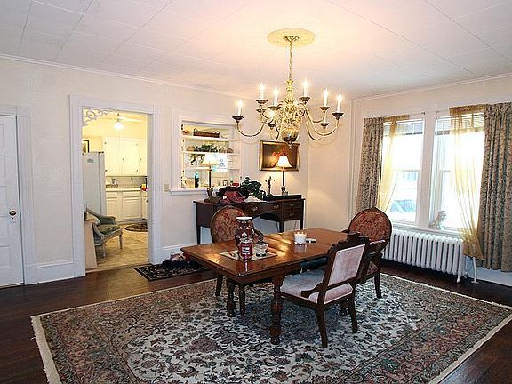 3rd image of 302 Summit Ave #304