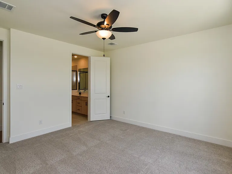14541 Durant Ln — Photo 11