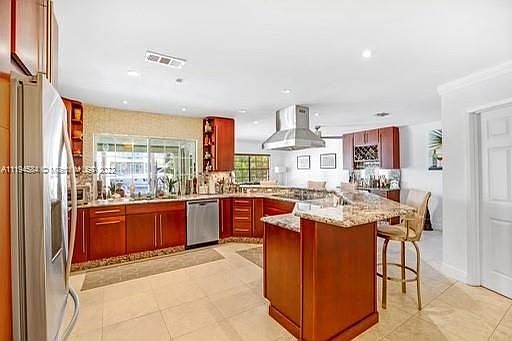 5th image of 3241 NE 165th St #0